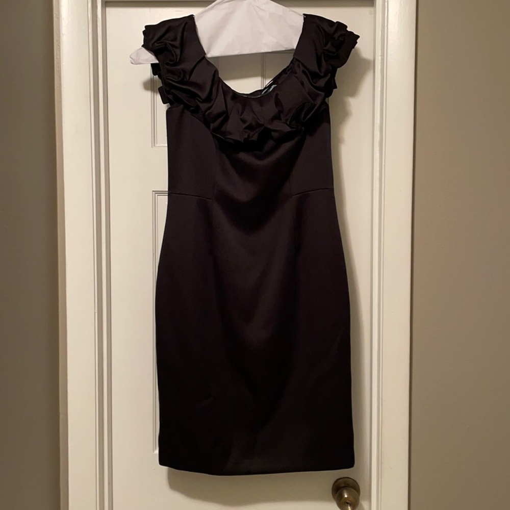 Ruffled straps little black dress, oh yes! Antonio Melani, size 6